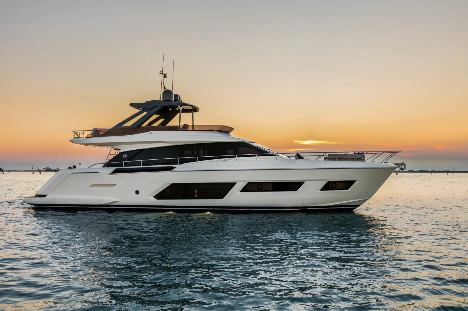 Blue Horizon 60 - Fethiye & Göcek Çıkışlı VIP Lüks Motoryat
