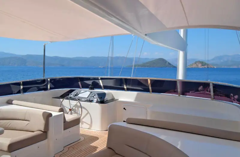 Sultan Bodrum - Bodrum Çıkışlı 6 Kabinli Lüks Klimalı Ahşap Gulet · 2