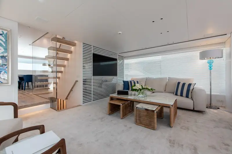 Bosphorus Pearl - İstanbul Boğazı'nda Saatlik ve Günlük Motoryat Kiralama · 4
